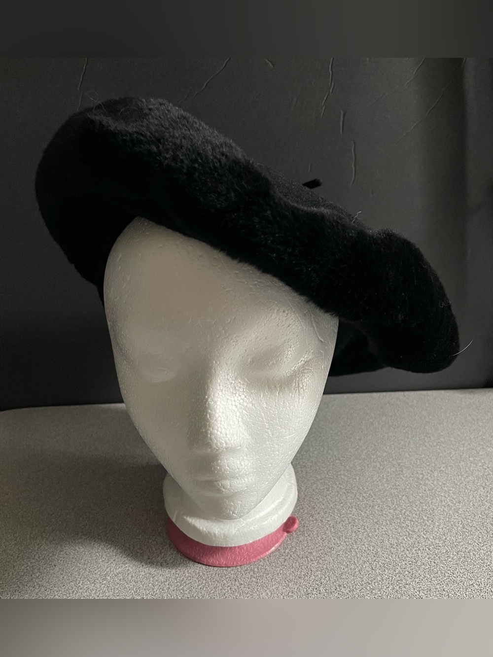 Bibiani Black Wool With Faux Fur Beret Hat